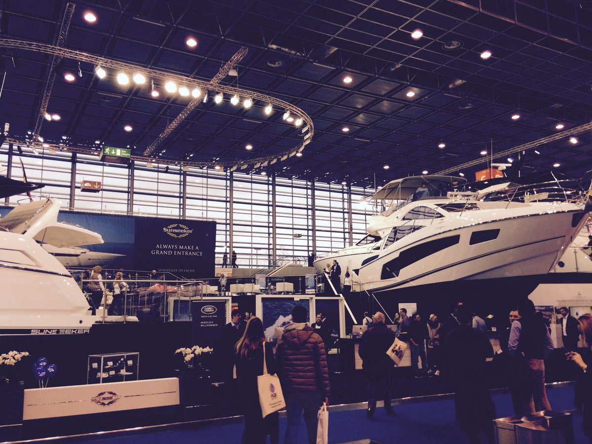 SunseekerCharte's tweet image. Another busy day at #boot2015 !