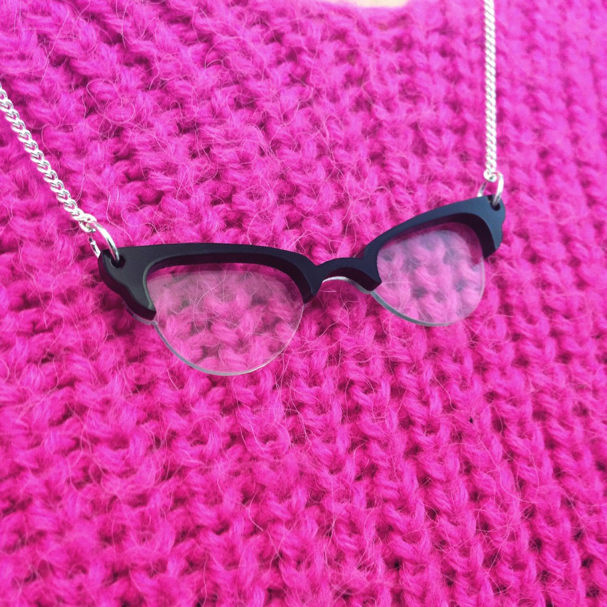 tattydevine's tweet photo. We're prescribing you a classic pair of glasses this season. No opticians visit required 👓🎀 > http://t.co/ekxvwA4W7n http://t.co/izF1pbhruC
