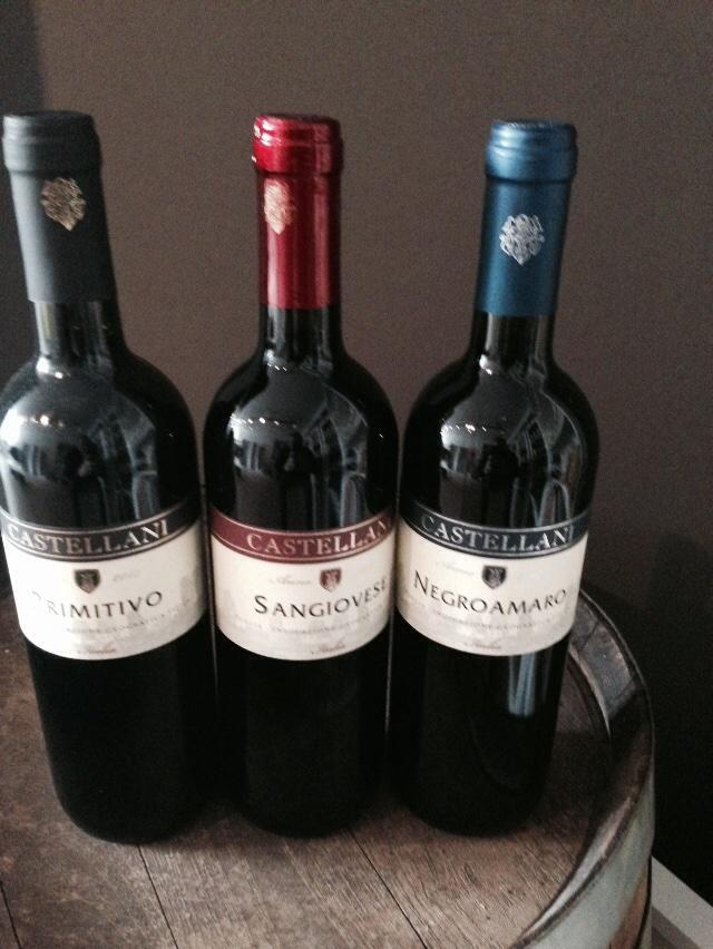 Vanavond Mixdoos Rood met 2XSangiovese,2XNegroamaro en 2XPrimitivo nu voor maar €35,- bestellen via een prive bericht
