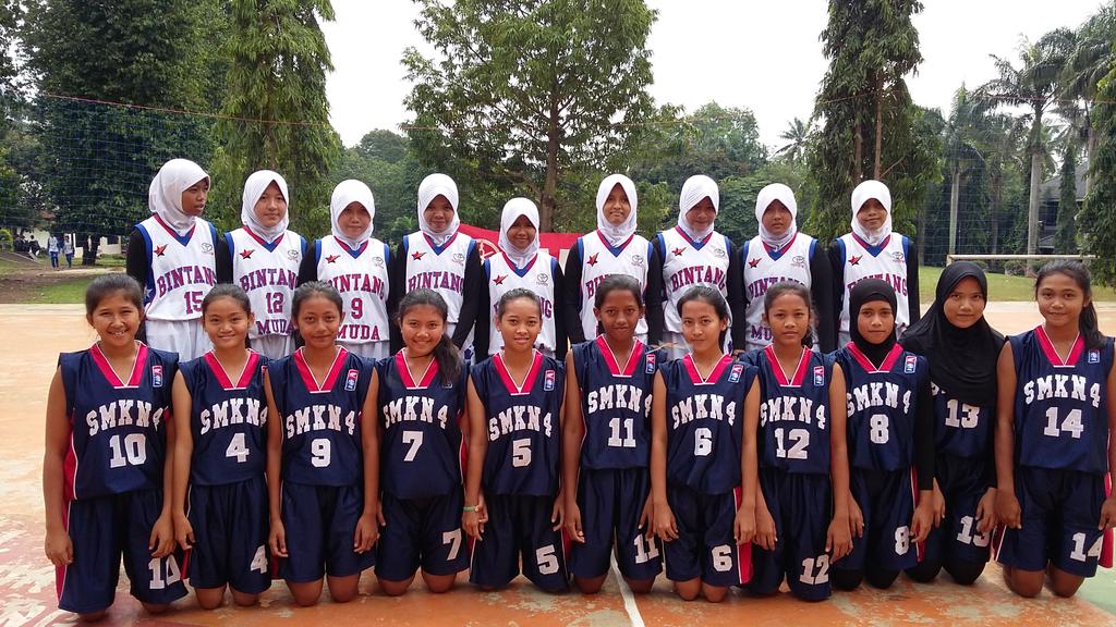 Smkn 4 vs al azhar