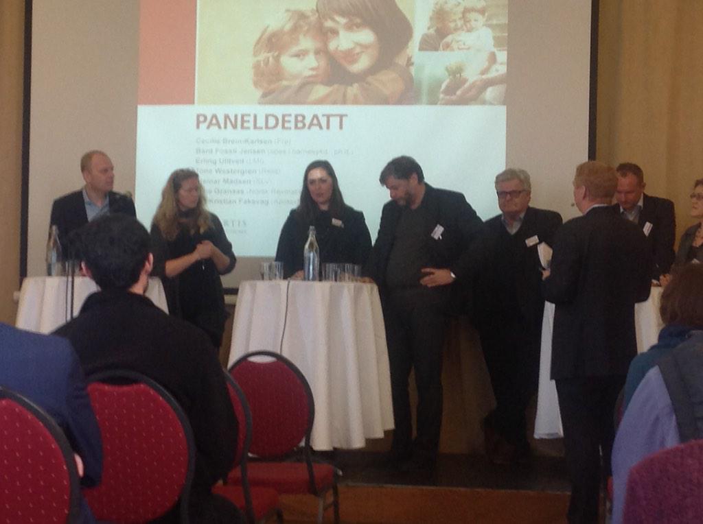 Helsepersonell må skru på et nysgjerrig-modus i møte med pasienten #lyttemer #paneldebatt #bardjensen