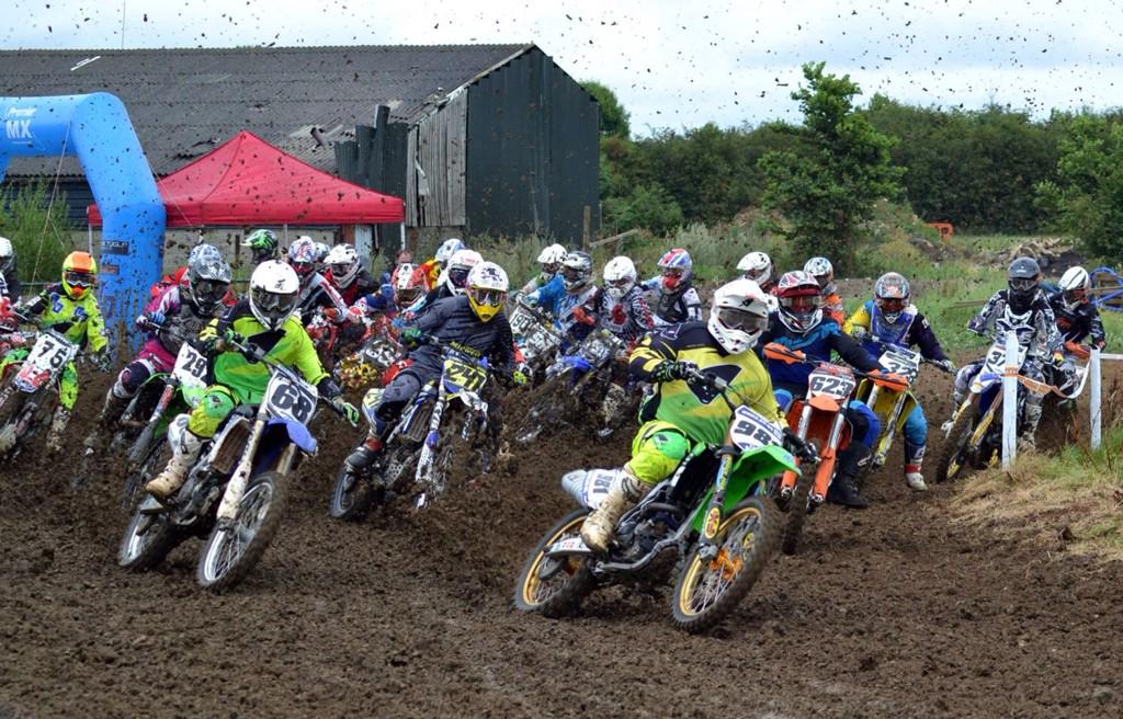 FBphotography__'s tweet photo. Frazer Buckingham Photography will be following each round of the 2015 south west premier series.  📷💥 http://t.co/YiNjt2rdES