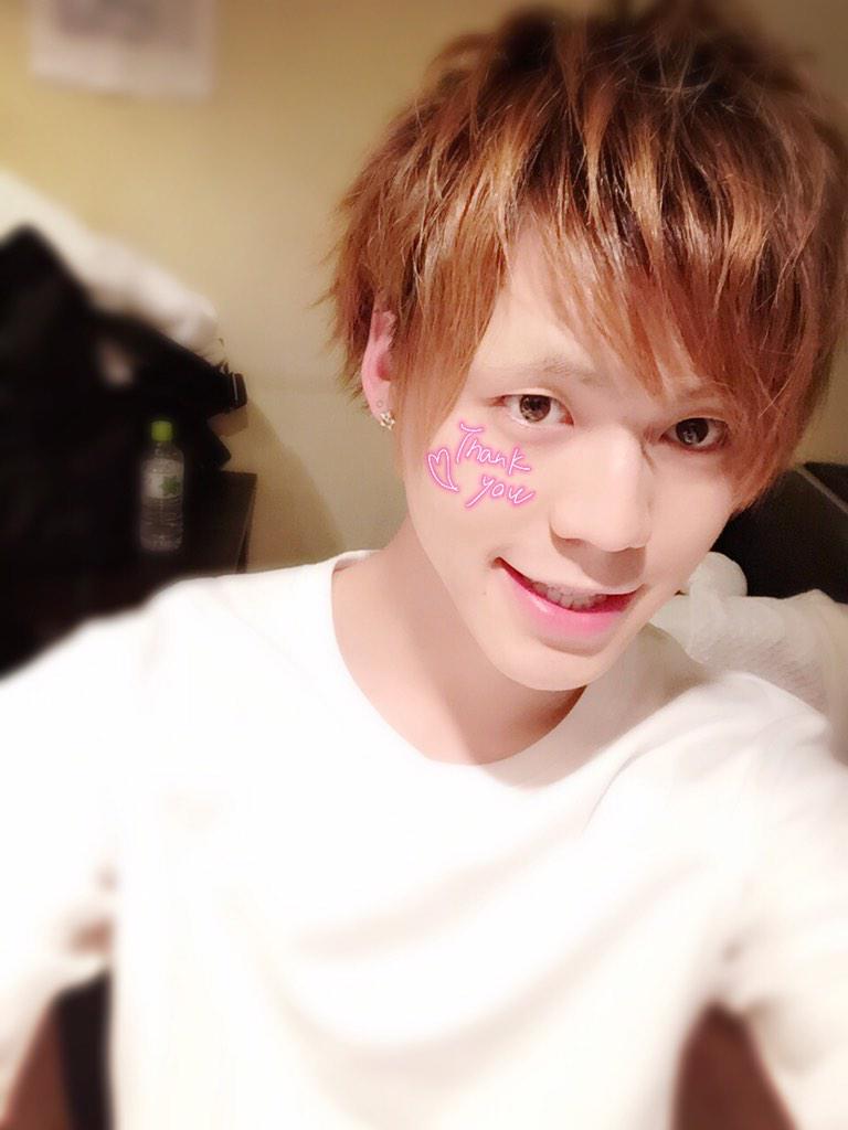 tomitake723's tweet photo. フォロワー3万人突破しましたー！！
みなさんいつも応援ありがとう！！
これからもどうぞとみたけをよろしくお願いします(。・ω・。) http://t.co/U5CI2z8hRL