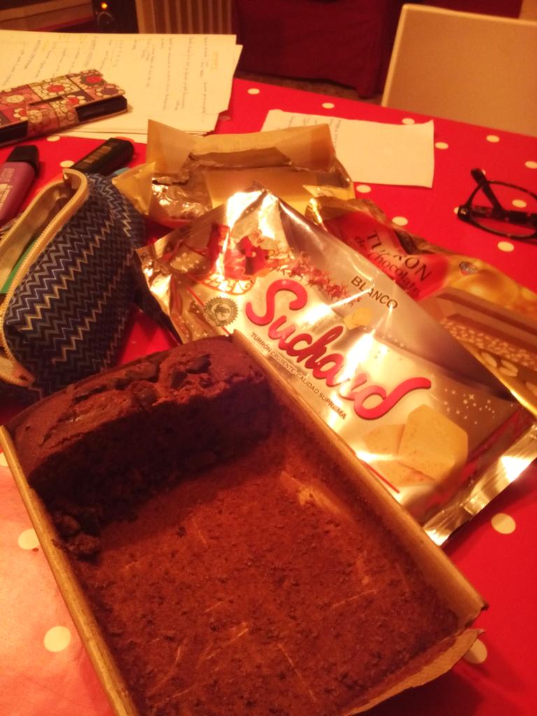 Descanso y merienda después de una tarde de estudio!
