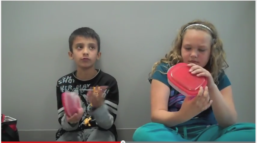 EcoKidsCanada's tweet photo. Do your kids pack literless lunches? Enter them and win a @sony_canada camera! http://t.co/2gxQIfPKNI! #EcoReporters http://t.co/U8lZzxgs2R