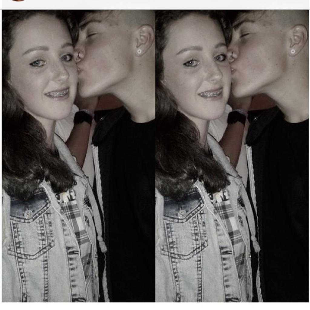 Happy 18th birthday to my fave  ! Have a fab day, you deserve it pal! Love you   