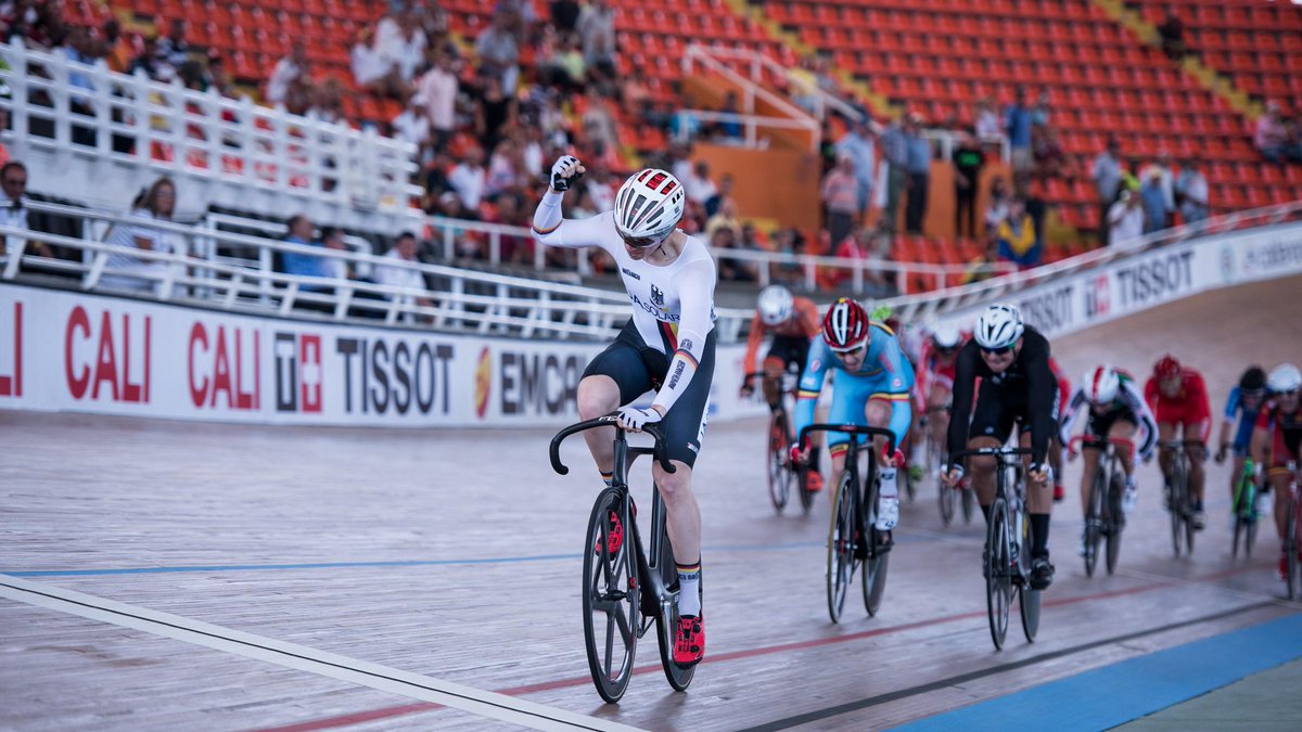 UCI_cycling's tweet photo. Love Track-cycling? Check our best photos from the @TrackWCupCali last weekend!

http://t.co/N9zc2vKp5f #photos http://t.co/A8mtgFvMEp