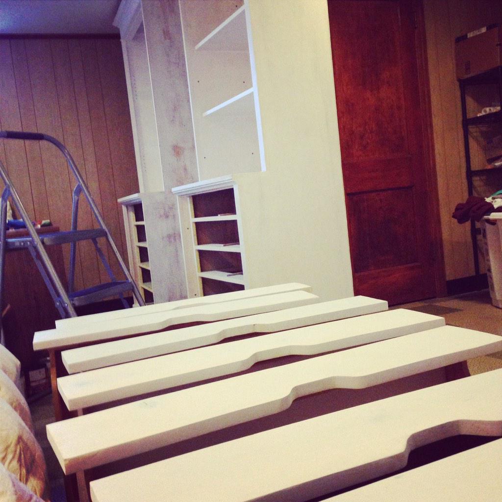 makergonnamake's tweet photo. Primed the studio cabs! Now the rest of the basement needs an upgrade. #DIY http://t.co/MCuS0kzhAn