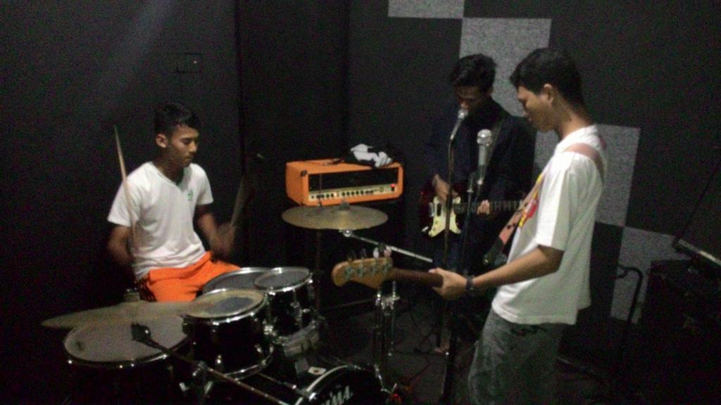 FullStoryForAnything tweet media