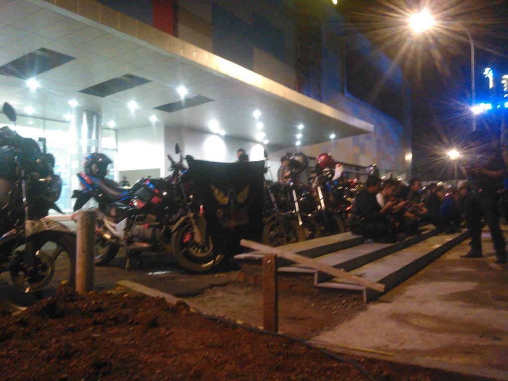 Kopsan at <a href="/TechnomartGMK/">Technomart</a> w/ <a href="/IMHK_Karawang/">IkatanMotorHonda-Krw</a> <a href="/STiCK_Karawang/">STiCK 2003</a>  <a href="/HMPCI_Karawang/">HONDA MEGAPRO CLUB</a> <a href="/beat_karawang/">K-BeAT-A Karawang</a> @VarickKRW <a href="/Cepot2726/">MOHACK CB KARAWANG</a> #CCK