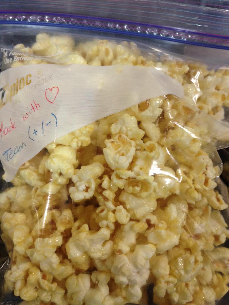 heterozygoatsUC's tweet photo. @JonahArdiel we heard you like popcorn! How about homemade caramel corn made by Jonah? #frostbite2015 @FrostbiteUofC http://t.co/5lRr9fDt5d
