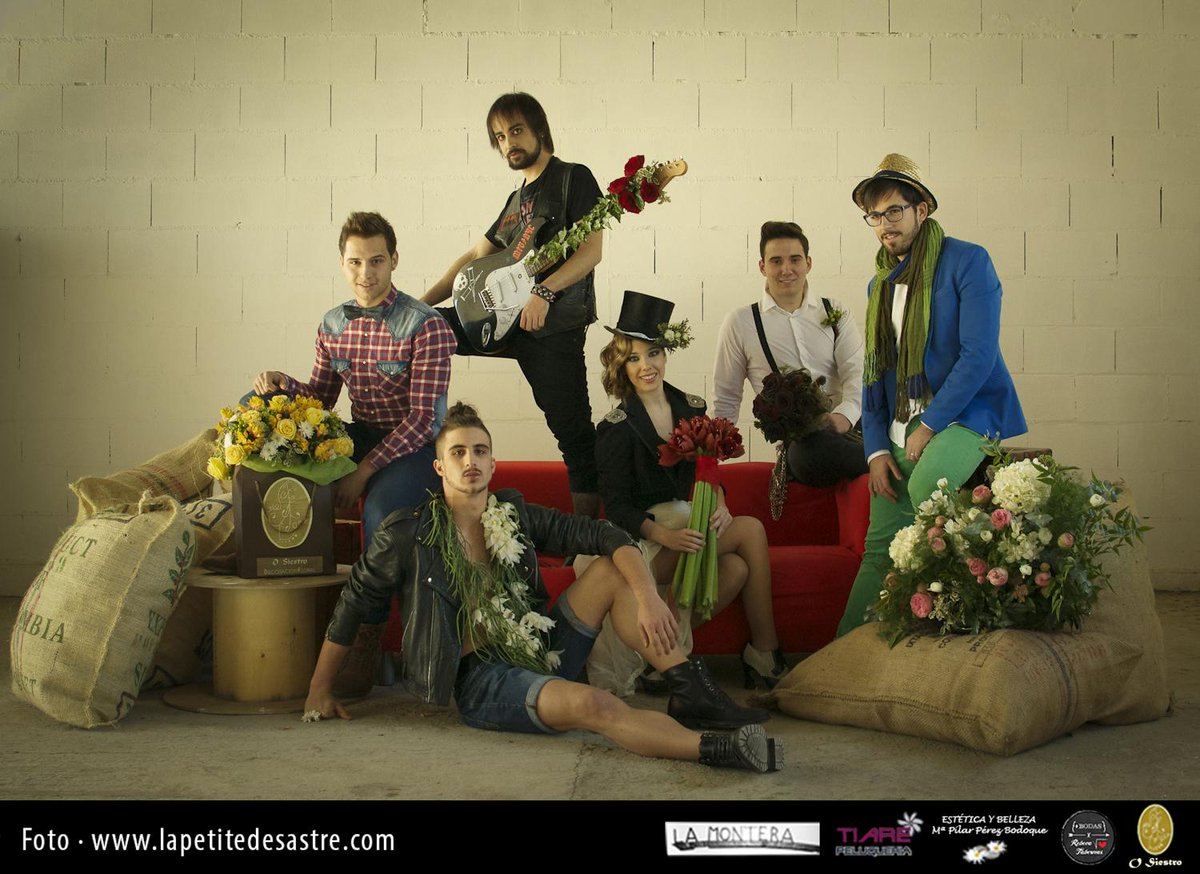 LaPetiteDesastr's tweet photo. O Siestro: las #flores más #originales de #Zaragoza.Este #SanValentin cúrratelo e impresiona! http://t.co/7o7lam2u07 http://t.co/e9Vlk78Zp1