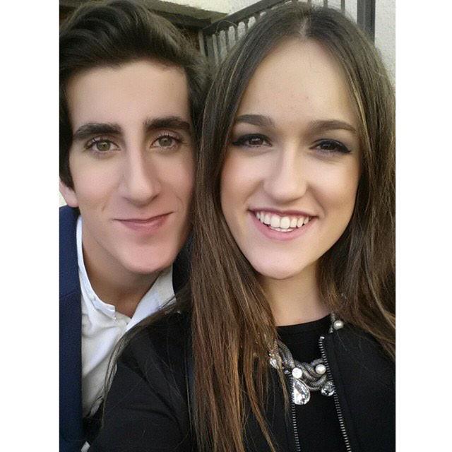 guillermistre's tweet photo. La Meua Inés es fa major moltisimes felicitats carinyo es Vull moltisim Mare lo que mos espera 💖🎂🎉😍💖❤️ @inesverdu21 http://t.co/opvaw2zLdS