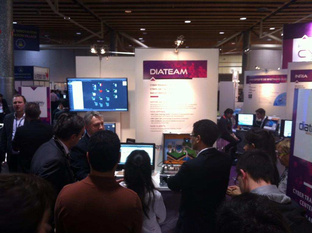 LaMeito's tweet photo. #FIC2015 Circuit thématique "Dissimuler pour protéger" #Diateam clôture après les démos de @opalesecurity &amp; @Amossys http://t.co/DBFK87gUq2