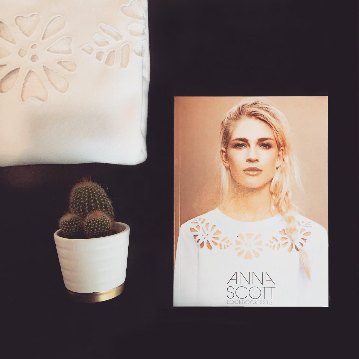 annascottbrand's tweet photo. Just arrived at the ANNA SCOTT HQ - spring | summer 15 lookbook #new #preview #cover http://t.co/3PQhG9K1Lf