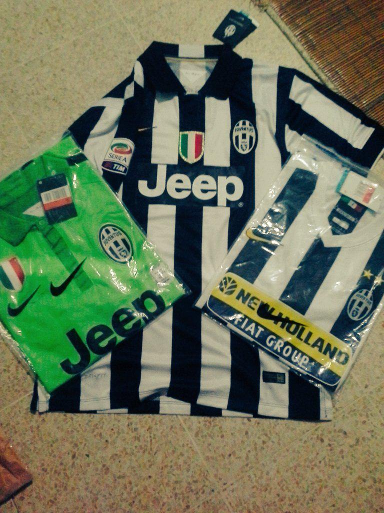 Hartanta.D.Barus (@hartantadbarus) on Twitter photo Jersey sudah sampe sby dengan selamat, terima kasih <a href="/bianconeristore/">Juventus EveryWear - BNCNR - CEK HILITE</a> Jersey sudah sampe sby dengan selamat, terima kasih <a href="/bianconeristore/">Juventus EveryWear - BNCNR - CEK HILITE</a>
