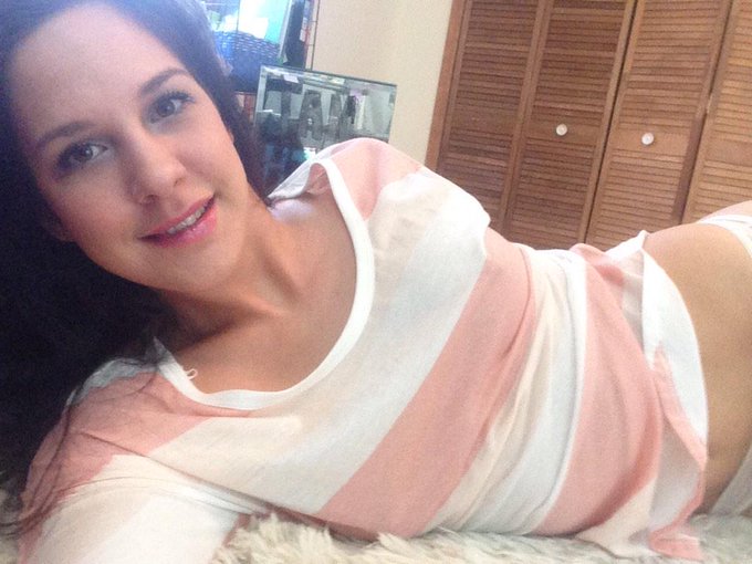 On cam! http://t.co/b9OK8O11aq<a href="/tag/rt"class="tags"><span>#rt</span></a>