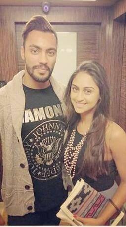 anuradha_srini's tweet photo. Too many pics she gives us @krystledsouza @sablawat @AdatiaRajiv  @KrystleD_Team @krazyforkryan http://t.co/DgwBrs0LPc