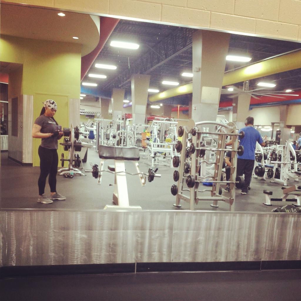 EgyptnChinadoll's tweet photo. My current situation!!
#gymflow #mixedgirlsliftbetter #abs #leaning #muscleflow #abs #glutes #dancersareathletes http://t.co/cEcLoTtW9X