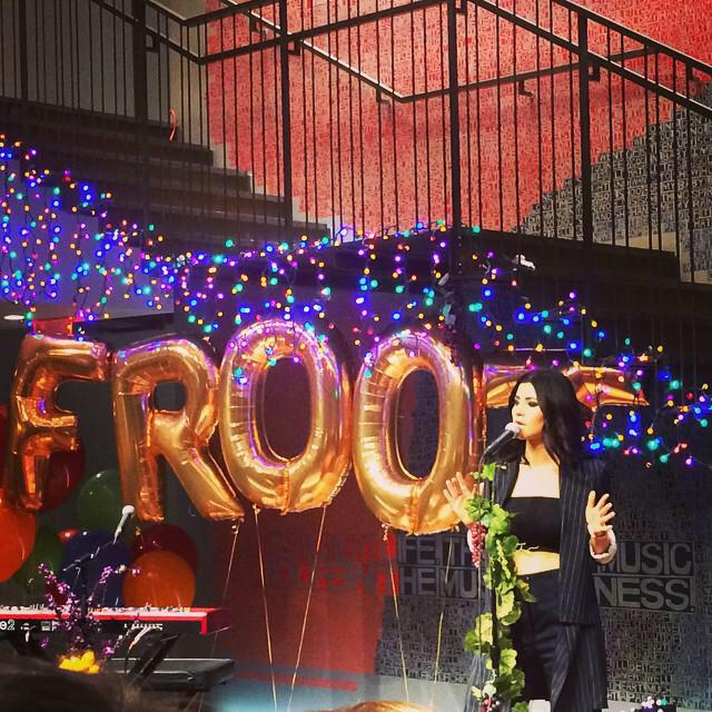 Marina & the Diamonds >> álbum "FROOT" - Página 14 B74oHepIIAAF1vj