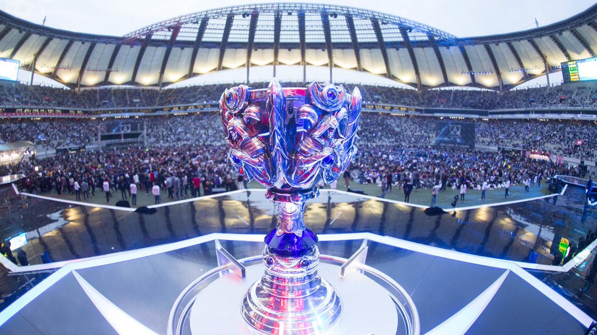 Elena_Minervae's tweet image. El mundial de #LeagueofLegends 2015 se celebrará en Europa. ¡Grandes noticias! euw.leagueoflegends.com/es/news/esport…