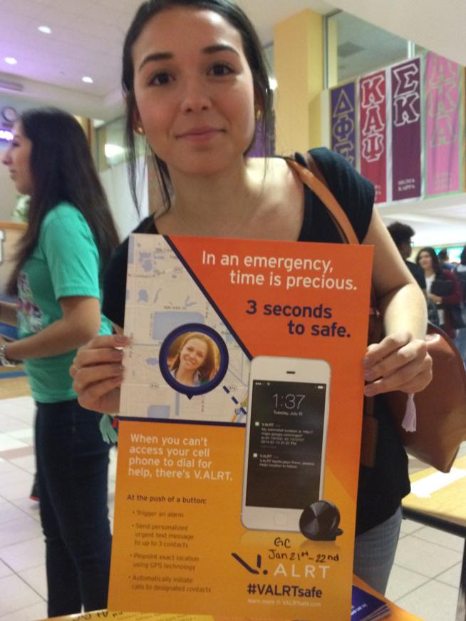 s_munzz's tweet photo. Come check out #VALRTsafe in GC From 10-3pm " 3 seconds to safe" !! http://t.co/f8iyHXye5W