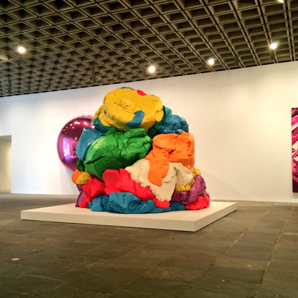 Happy birthday, Jeff Koons! Here\s a throwback to my summer as an intern 