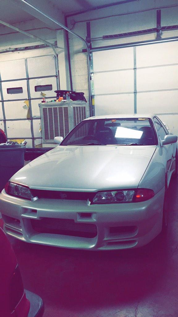 R32SKYLINEE's tweet photo. Sorry it's been so long guys! http://t.co/y2DHLwwvWK