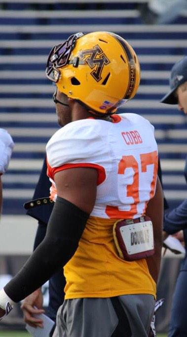 PMortell1's tweet photo. Copy my speed, copy my pass-catching ability, but how dare you copy that sacred number, @DCobb27. Wear it with pride. http://t.co/eSKNZjXGwK