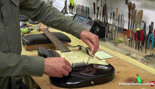 premierguitar's tweet photo. #DIY video: Watch to see how you can set up a Strat trem to lower and raise pitch: http://t.co/arNertXD1Q http://t.co/9fVI5ZNowm