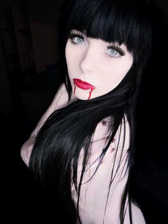 B1cthRaven's tweet photo. Like this wig? http://t.co/zIpEkoLi1t