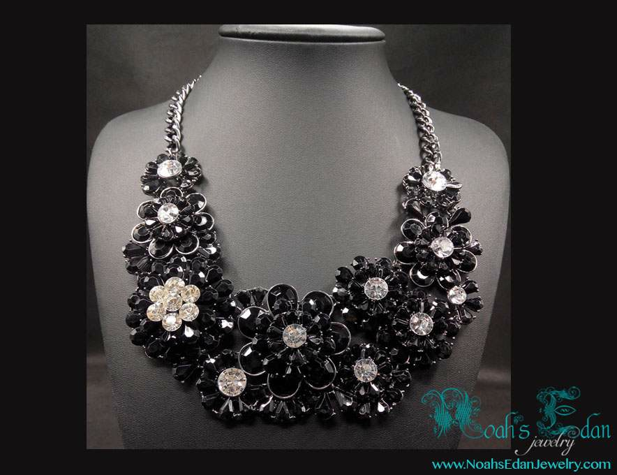 NoahsEdan's tweet photo. Black Crystal Flower Bib | Noah's Edan Jewelry http://t.co/9OtHIKMd1N via @NoahsEdan http://t.co/dAKEtCfTUe