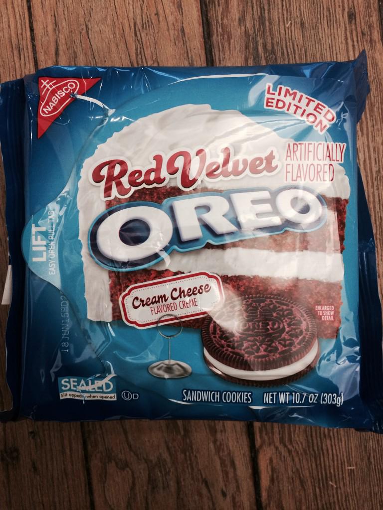 DevonGiddon's tweet photo. Just sold my soul for a red velvet oreo. And ya know what- it was worth it. #byebyesoul #fat http://t.co/SNRAIG7LWW