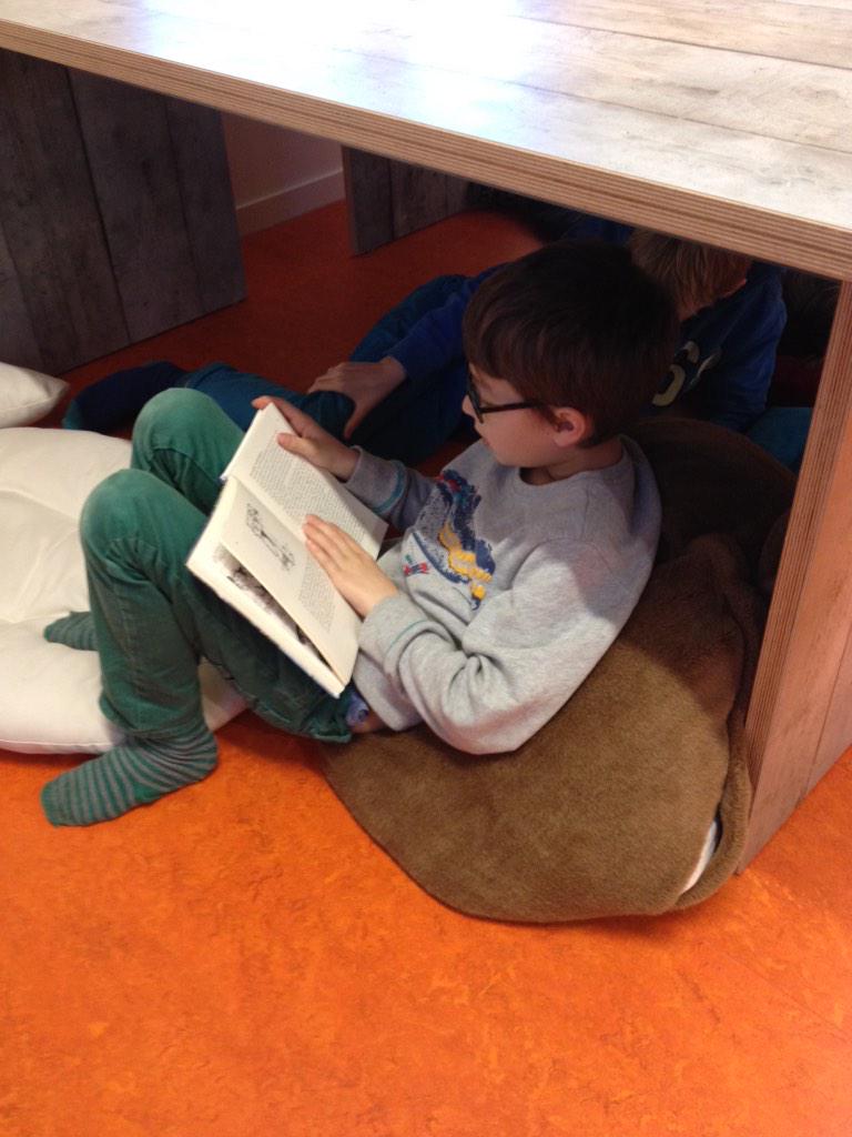 domijn_3's tweet photo. Ook in domijn 3 een fijne leesochtend... http://t.co/beDFBDguIE