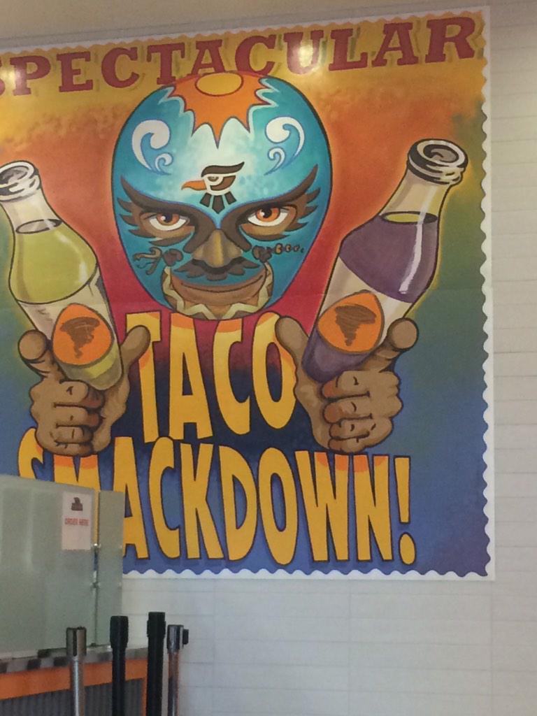 CrookLucas's tweet image. Here at UT we don't know how many fingers people have. #utkprobs