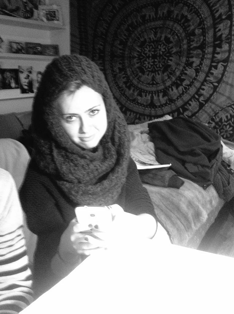 Rouse_9's tweet photo. Cuando Santa Eva esta en época de exámenes. #setmanagroga a full #t'estimo. http://t.co/6E7LYKTlWP