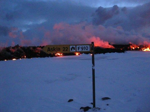 Those of you that ran last year, you'll remember this sign on stage 2, sign is now engulfed in Lava. #ultramarathon