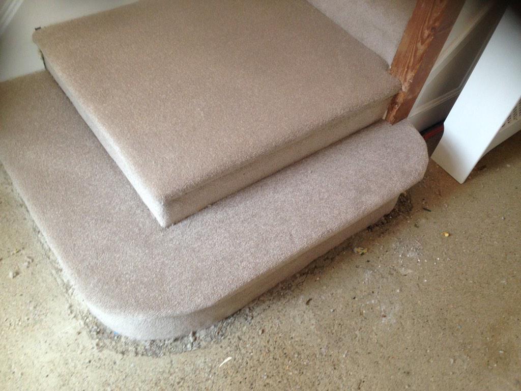 AclassCarpets's tweet image. Another view of the large bull noses useing cap and band style