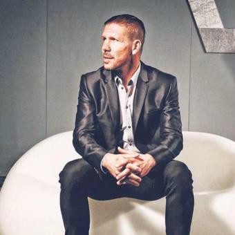 DelinquedIN's tweet photo. Diego Simeone: "¿Entrenar al Real Madrid o Brasil? Prefiero quedarme sin plata". http://t.co/0t1fxJTfgW