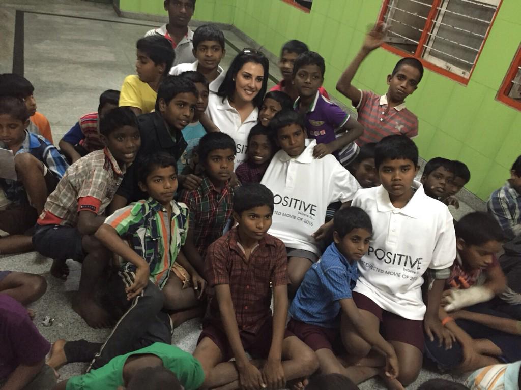 SamirasFanPage's tweet photo. @OfficialSamira visiting a boys orphanage in Bangalore earlier today during her press tour #bPositve http://t.co/fi8AWmahhg