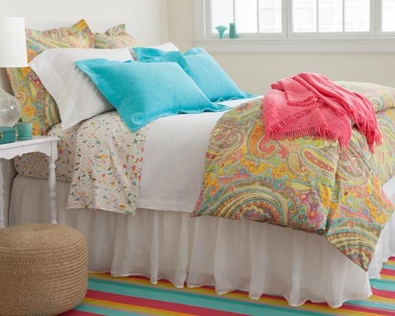 Excited to partner with <a href="/AnnieSelkeCo/">Annie Selke</a> to create my dream bed! Enter to win the duvet cover: bit.ly/1CgSy72