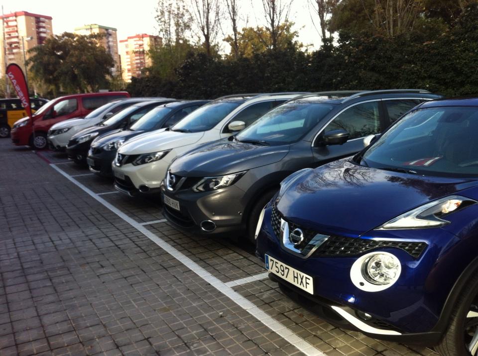 carlorombola's tweet photo. “@marcdelacruz: ¡Gran #testdriveday en @Nissan_ESP con @carlorombola! http://t.co/9wShAnOLdg” que gran día Marc!