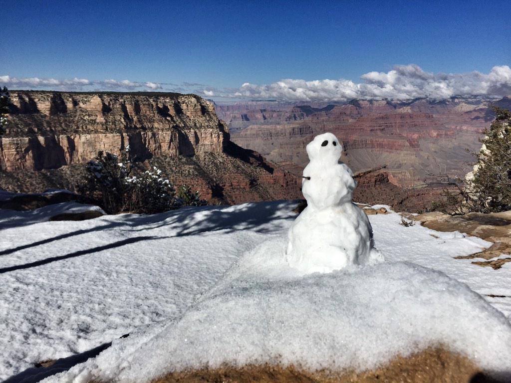 AmericanHiking's tweet photo. RT @GrandCanyonNPS: What comes after snow? A #snowman of course. -etw http://t.co/XTFsEeDHHL