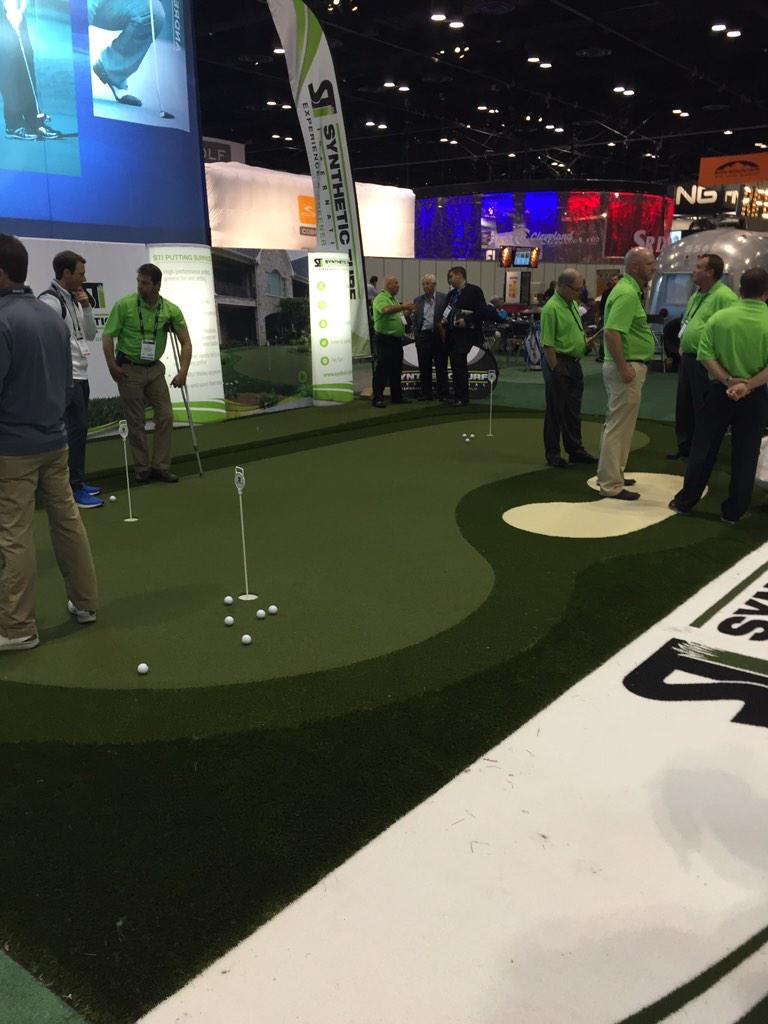 PAR365NYC's tweet photo. #PGAShow2015 such an amazing show! The golf industry certainly flexed its muscle today @STI_Turf @CallawayGolf http://t.co/Q1tnNekv35