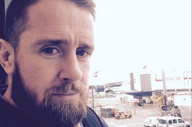 WalesOnline's tweet photo. Sumo wrestling, chopsticks and going barefoot - @ShaneWilliams11 on his Japan experience http://t.co/RG6UUx0GC5 http://t.co/VbBbYLUid4