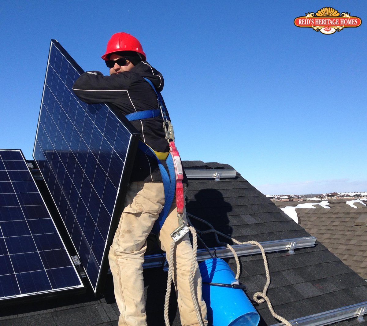 RHHQualityHomes's tweet photo. #RHHNetZero Construction Update: The solar panels have been installed! Solar & installation by @BluewaterNRG http://t.co/q9s18dvU1c