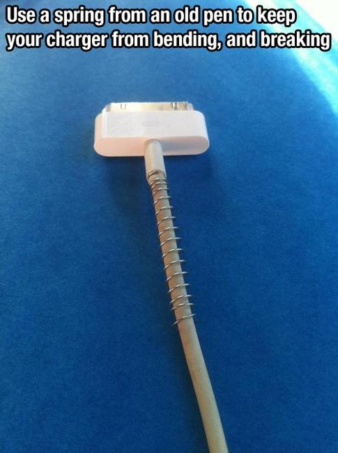 EveryHack's tweet image. Easy way to prevent chargers from bending or breaking #EveryHack