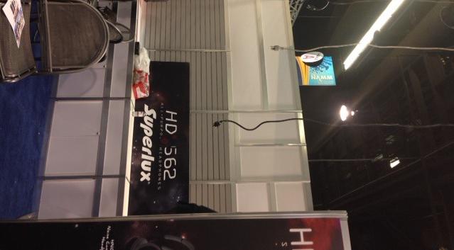 AvlexCorp's tweet photo. What a #NAMMSHOW booth looks like with no show stock. #LostShipment http://t.co/bsAj2tATj0