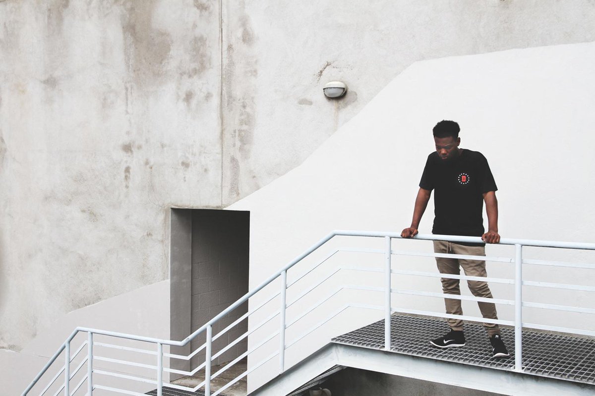 wearedscrt's tweet image. Black Nova Tee &amp;amp; Tan Jogger Pant, both available online. dscrt.co.nz/shop