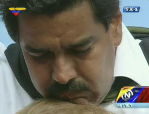 Ayúdanos a posicionar la etiqueta #QueRenuncieEnLaAN vamos a demostrar el rechazo del pueblo a <a href="/NicolasMaduro/">Nicolás Maduro</a>